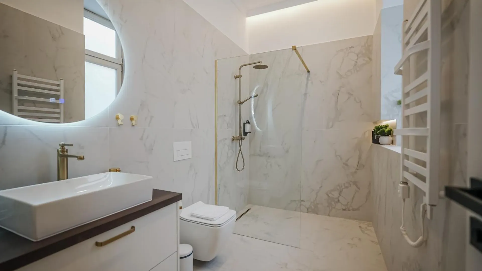 A5 - Boutique Apartments, Best Location By Bqa Budapest Apartment