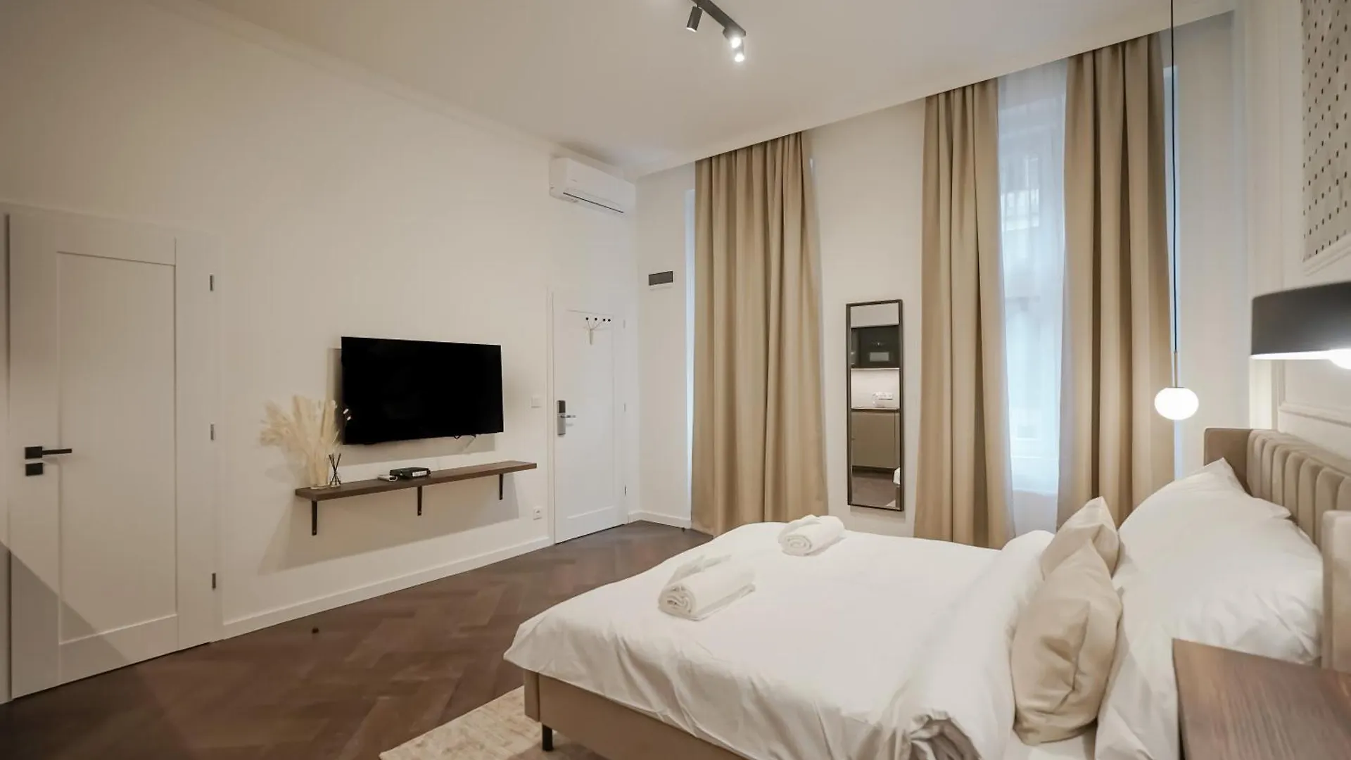 A5 - Boutique Apartments, Best Location By Bqa Budapest Hungary