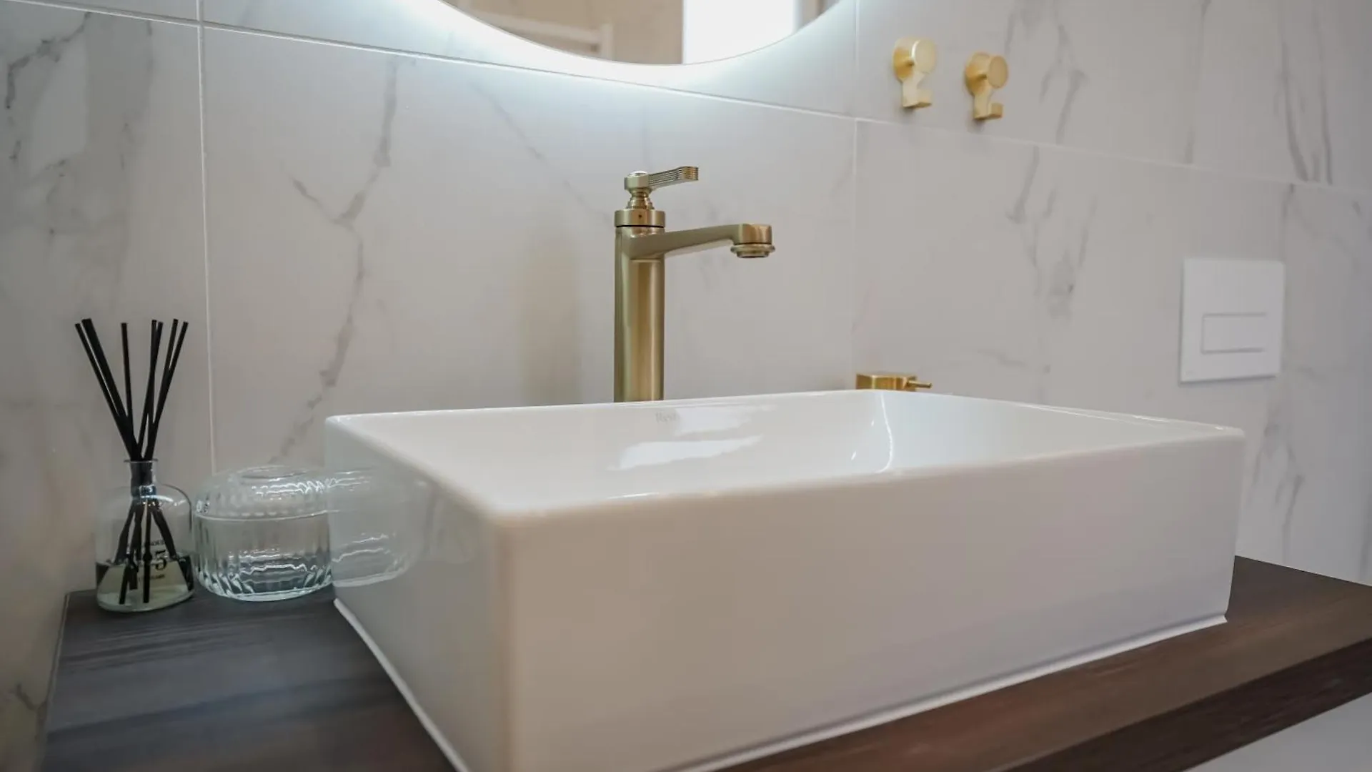 A5 - Boutique Apartments, Best Location By Bqa Budapest 0*,